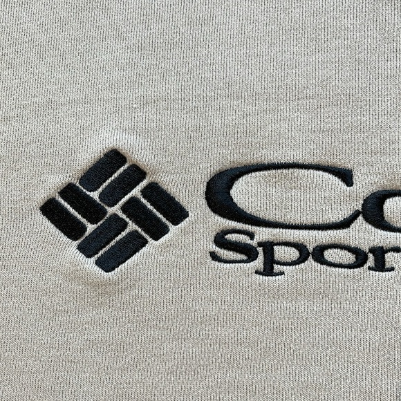 Rare Vintage 90s Columbia Thick Essential Embroidered Crewneck Sweatshirt - Picture 4 of 6